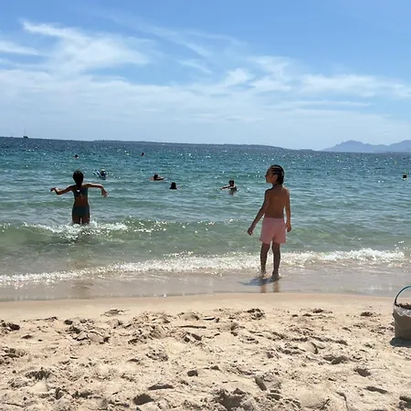 Daire Spacieux 3 Pieces A 200m Des Plages