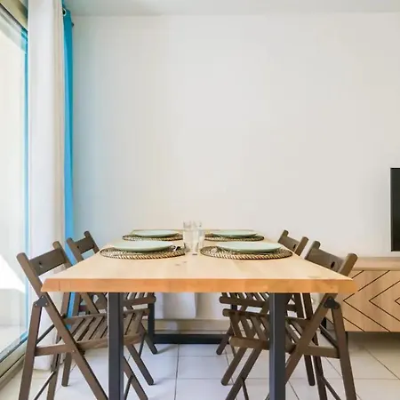 Spacieux 3 Pièces à 200m Des Plages