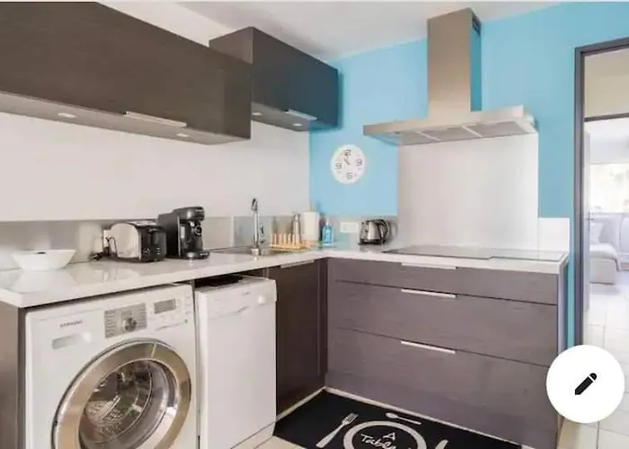 Apartament Spacieux 3 Pieces A 200m Des Plages *