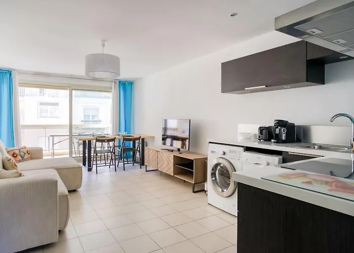 Spacieux 3 Pieces A 200m Des Plages Apartament Antibes