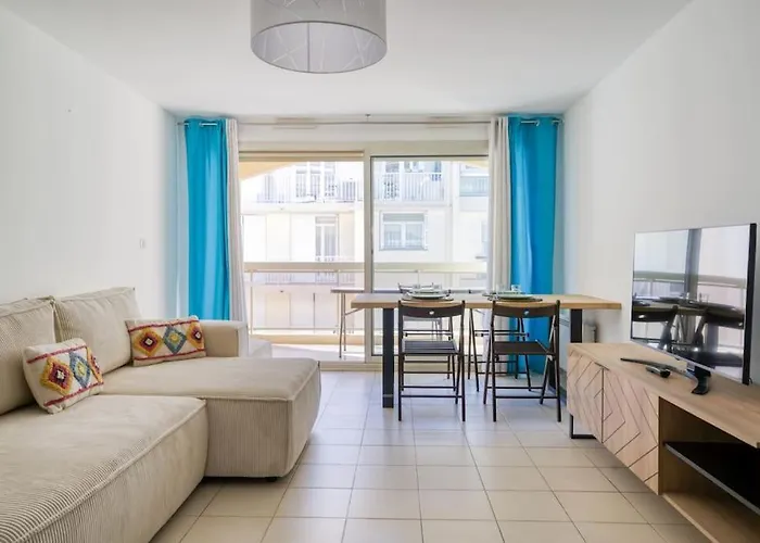 Apartament Spacieux 3 Pieces A 200m Des Plages