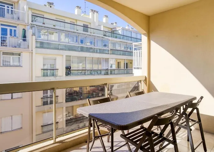 Spacieux 3 Pieces A 200m Des Plages Apartament *
